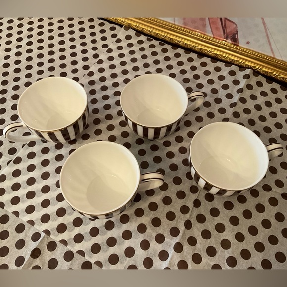 Stunning 9-Piece Henri Bendel Tea Set - Picture 11 of 16